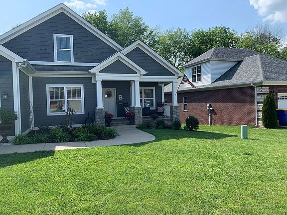 2nd image of 213 Charlotte Dr