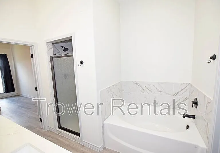 8650 Fortuna Ct — Photo 22