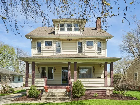 2551 Robindale Ave, Akron, OH 44312