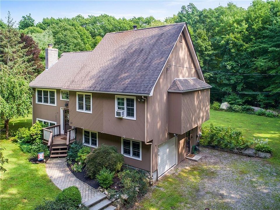 2nd image of 685 Whaley Hollow Rd