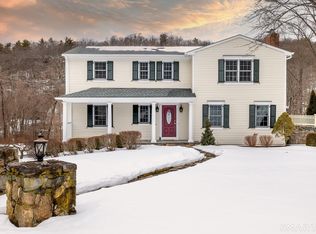 96 Hobby Drive, Ridgefield, CT 06877