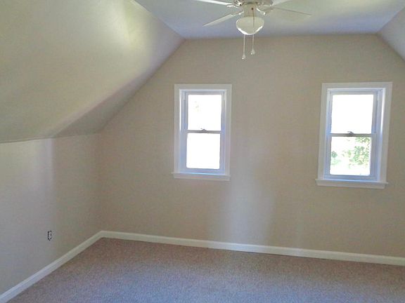 bedroom 2 (upstairs)