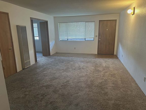 3rd image of 48522 Victoria Ln #11500349
