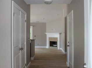 31 Tall Oaks Meadow Dr, Hendersonville, NC 28792