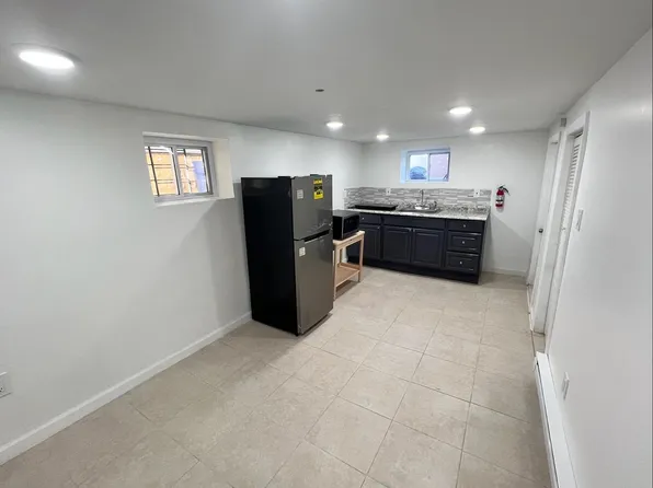 725 Garfield Avenue image 31 of 36