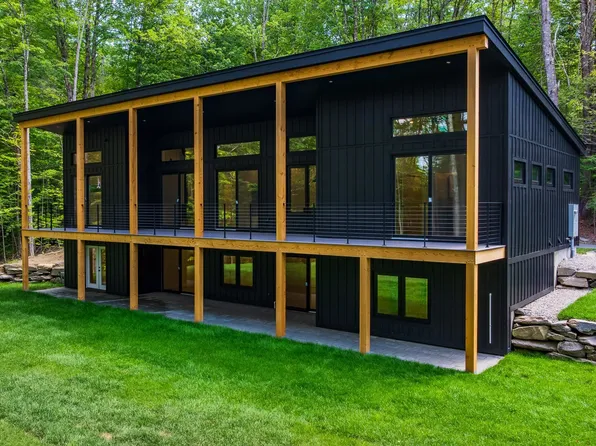 399 Bentley Road, Hartford, VT 05001