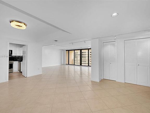 4th image of 2 Grove Isle Dr #B907