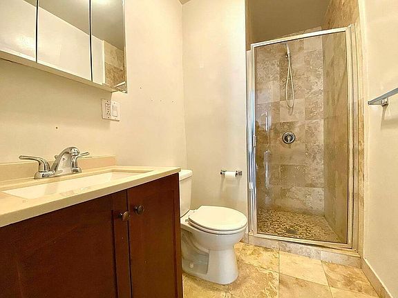3rd image of 254 W 73rd St #H