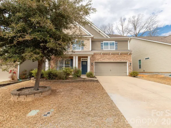 1372 Rainier Dr, Fort Mill, SC 29708