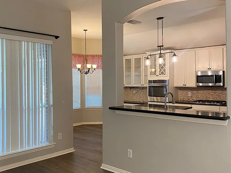 8312 Spinnaker Bay Ln — Photo 5