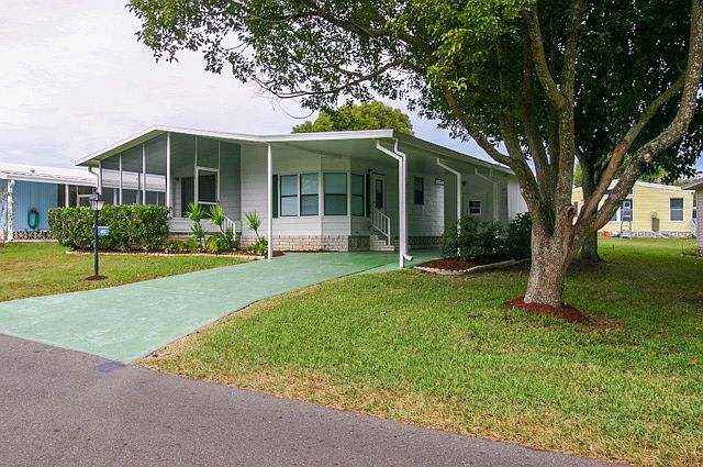 1st image of 40 Buccaneer Dr