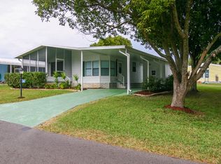40 Buccaneer Dr, Leesburg, FL 34788