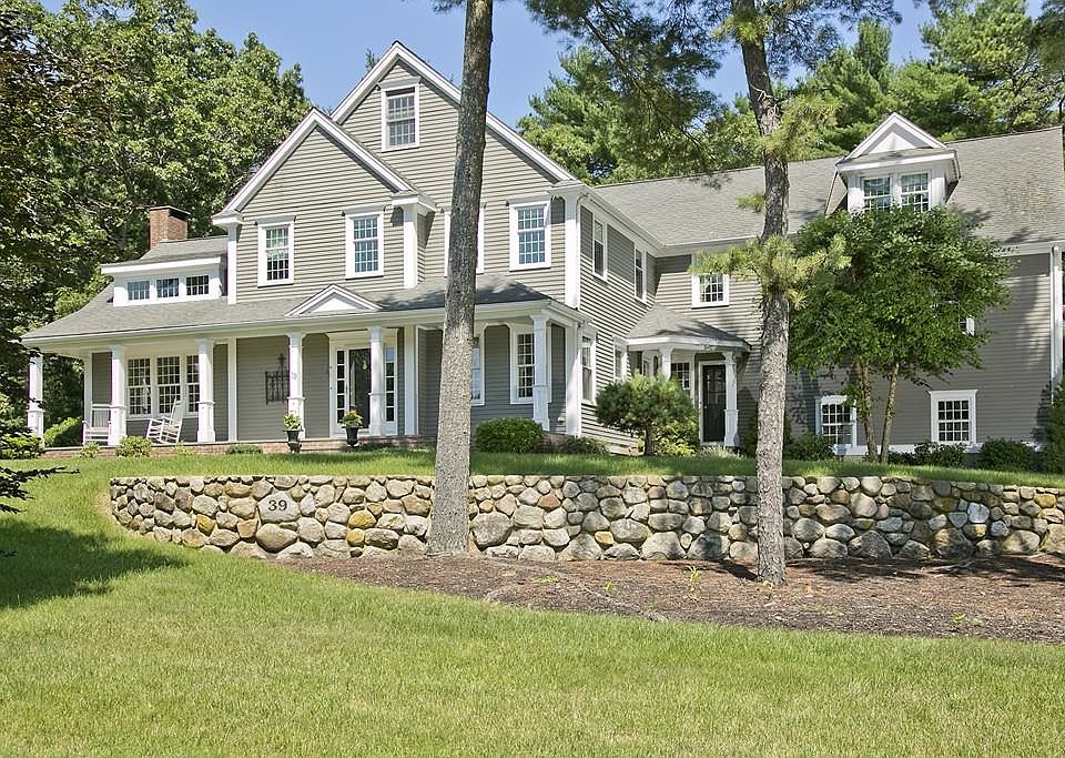 2nd image of 39 Pond View Dr