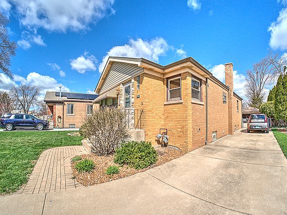 4th image of 5000 Wick Dr