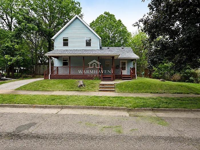 303 Barder Ave — Photo 1