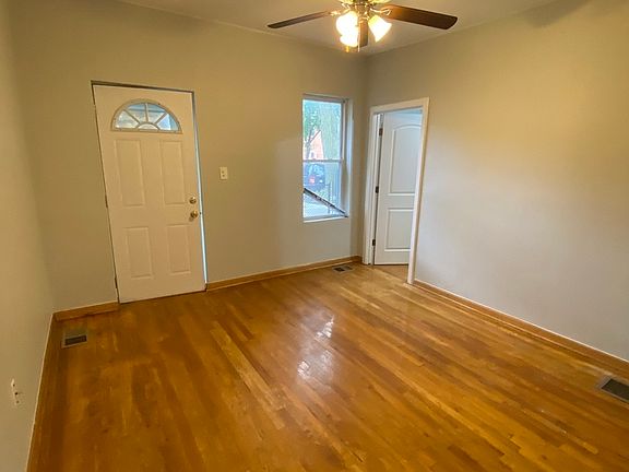 5th image of 2818 S Hillock Ave #1
