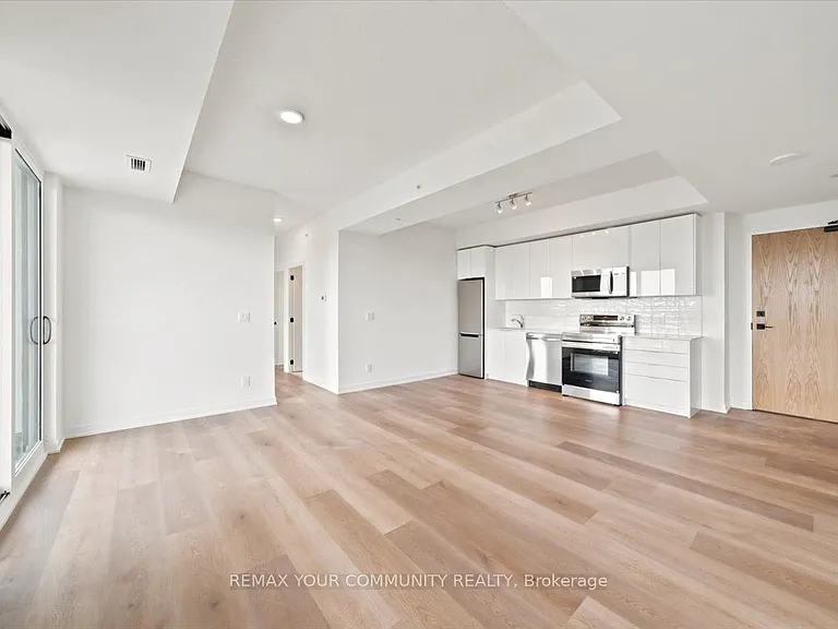 33 Erie Ave #1409 — Photo 3