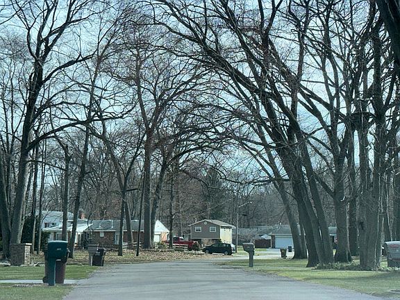 5th image of 1356 Pepperell Dr