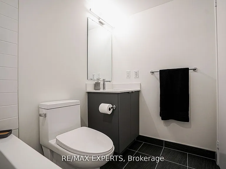 500 Wilson Ave #532 — Photo 5