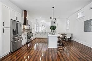 4th image of 1135 Cadiz St