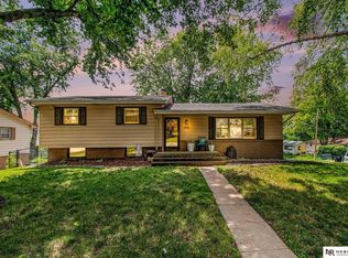 3406 S 108th St, Omaha, NE 68144