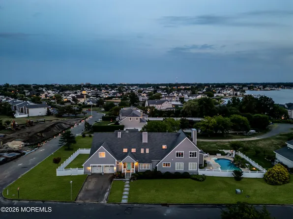 24 Highland Avenue, Monmouth Beach, NJ 07750