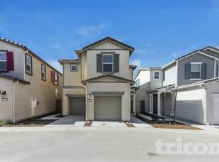 29405 Cumaru Ct, Winchester, CA 92596