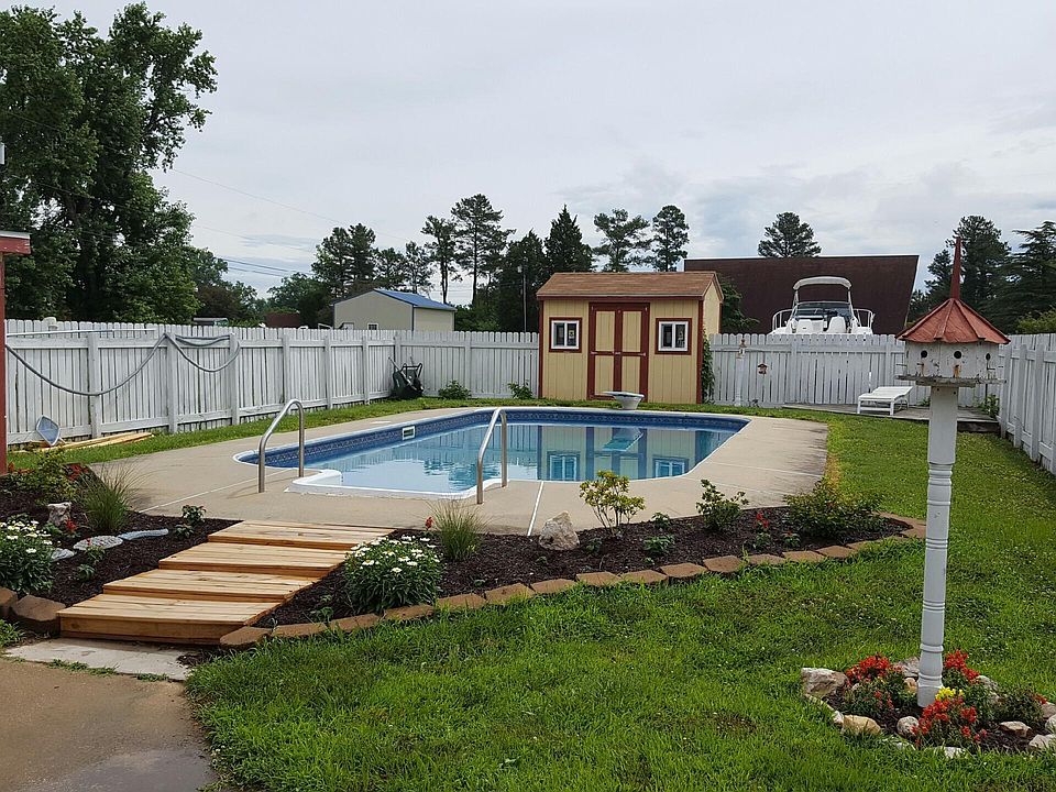 2nd image of 5405 Bonnie Brook Rd