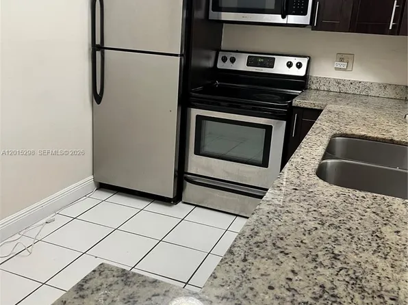 8307 SW 142nd Ave, Miami, FL