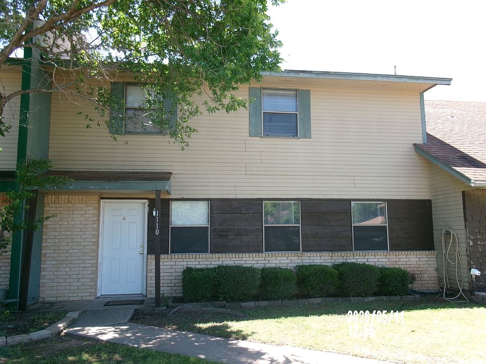 1st image of 1110 NW 52nd Cir