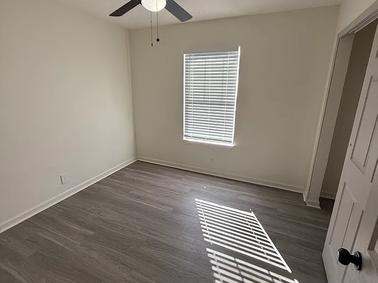 1130 Crystal Brook Dr #A — Photo 15