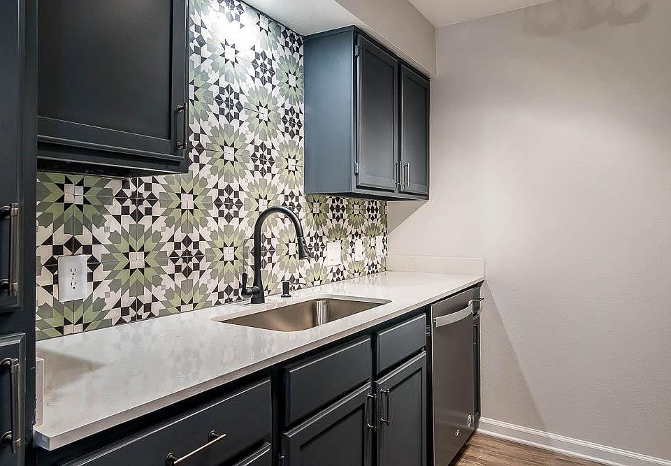 Spacious kitchen with plenty of storage!