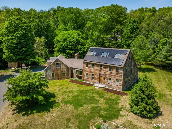 174 Huntingtown Road, Newtown, CT 06470