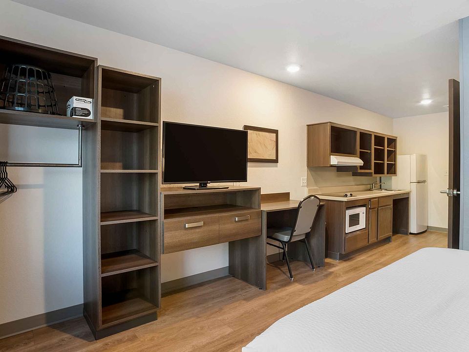 Studio Suite - 1 Queen Bed