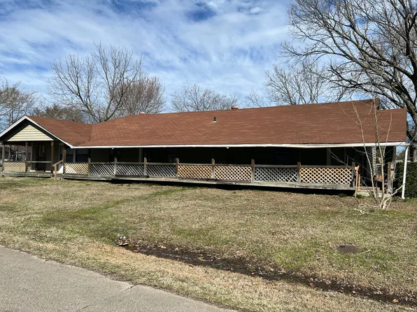 401 N 53rd St E, Muskogee, OK 74401