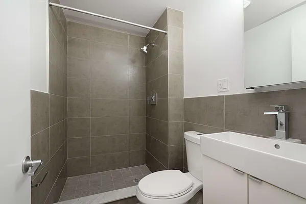 Rented by Bold New York | media 18