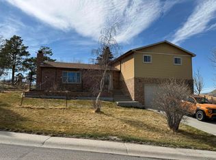 132 Mountain View Dr, Thermopolis, WY 82443