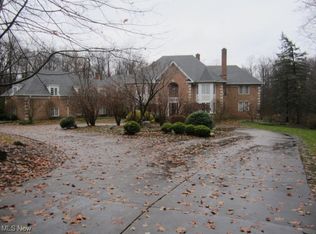 6999 Gates Rd, Gates Mills, OH 44040