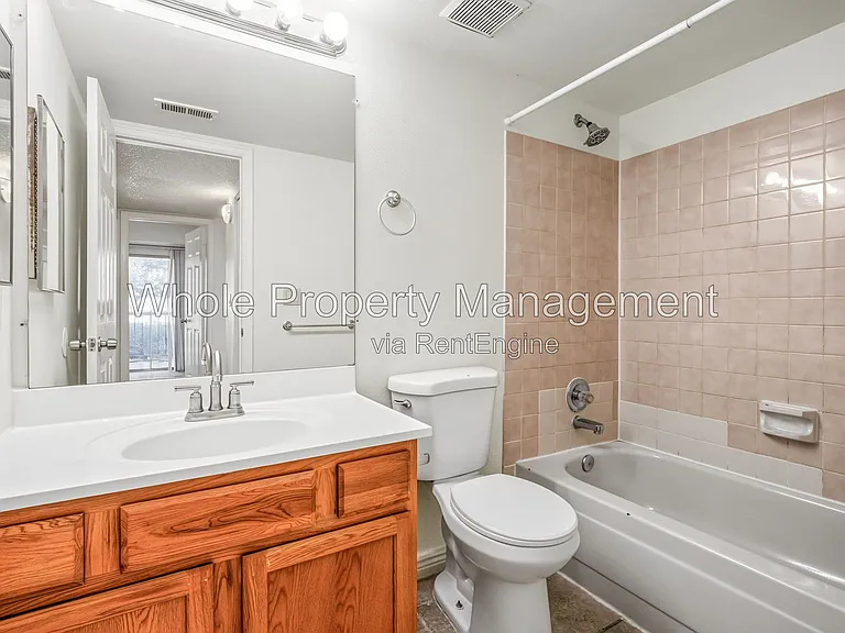 2575 S Syracuse Way #A105 — Photo 15