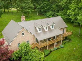 3301 Pebble Rd SE, Carrollton, OH 44615