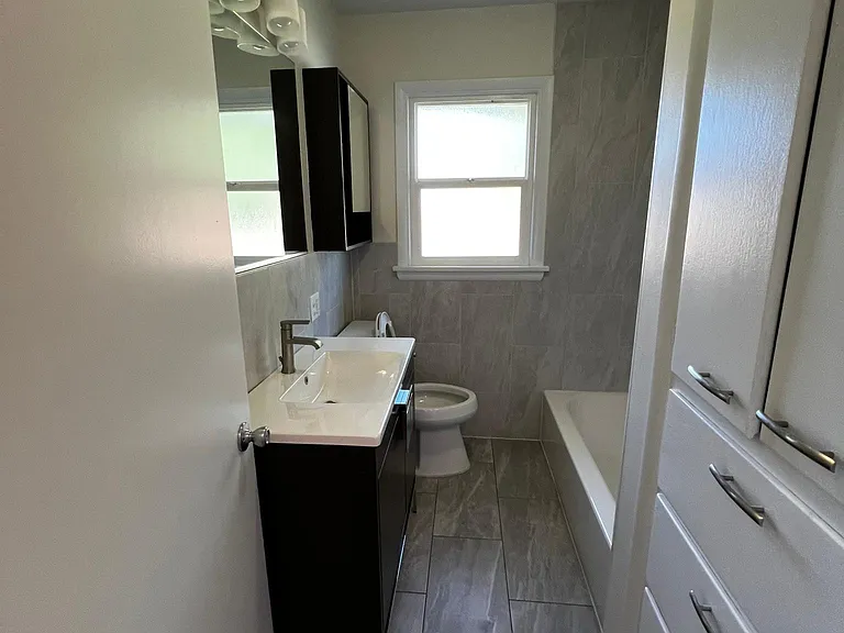 5511 N Whitehouse St — Photo 17