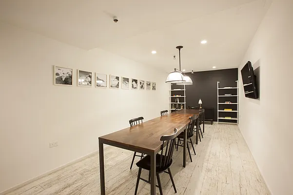 Rented by MNS | media 14