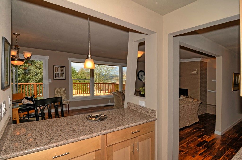 Lake Forest Park, WA 98155