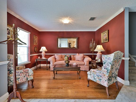 5th image of 14 Slipper Orchid Trl E