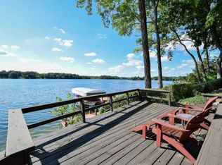 W1757 Lake Rd, Mukwonago, WI 53149