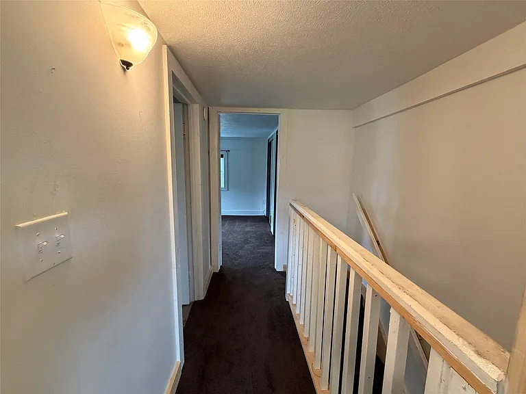 76 E Main St — Photo 26