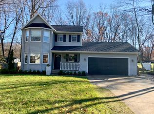 4841 Olde Forest Dr, Kalamazoo, MI 49009