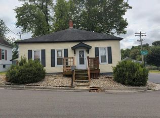 28 Sunset Ave, Glen Carbon, IL 62034