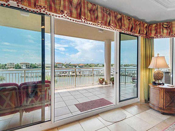 2nd image of 662 Harbor Blvd Unit 110