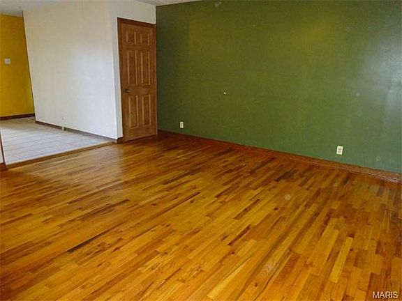 5th image of 2026 Lost Hollow Ct